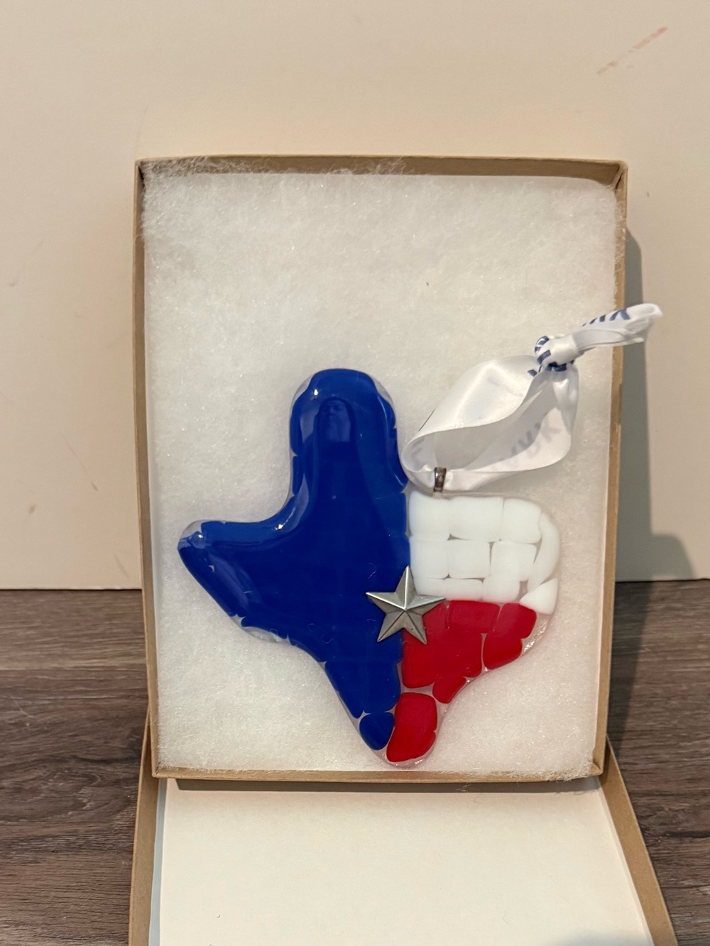 Unique Handcrafted Texas Flag Glass Ornament- NIB